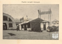 Pawilon narzędzi rolniczych.